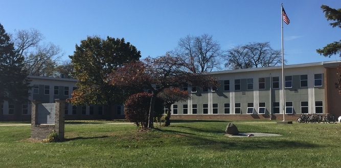 Redford Union Junior High School Main Entrance